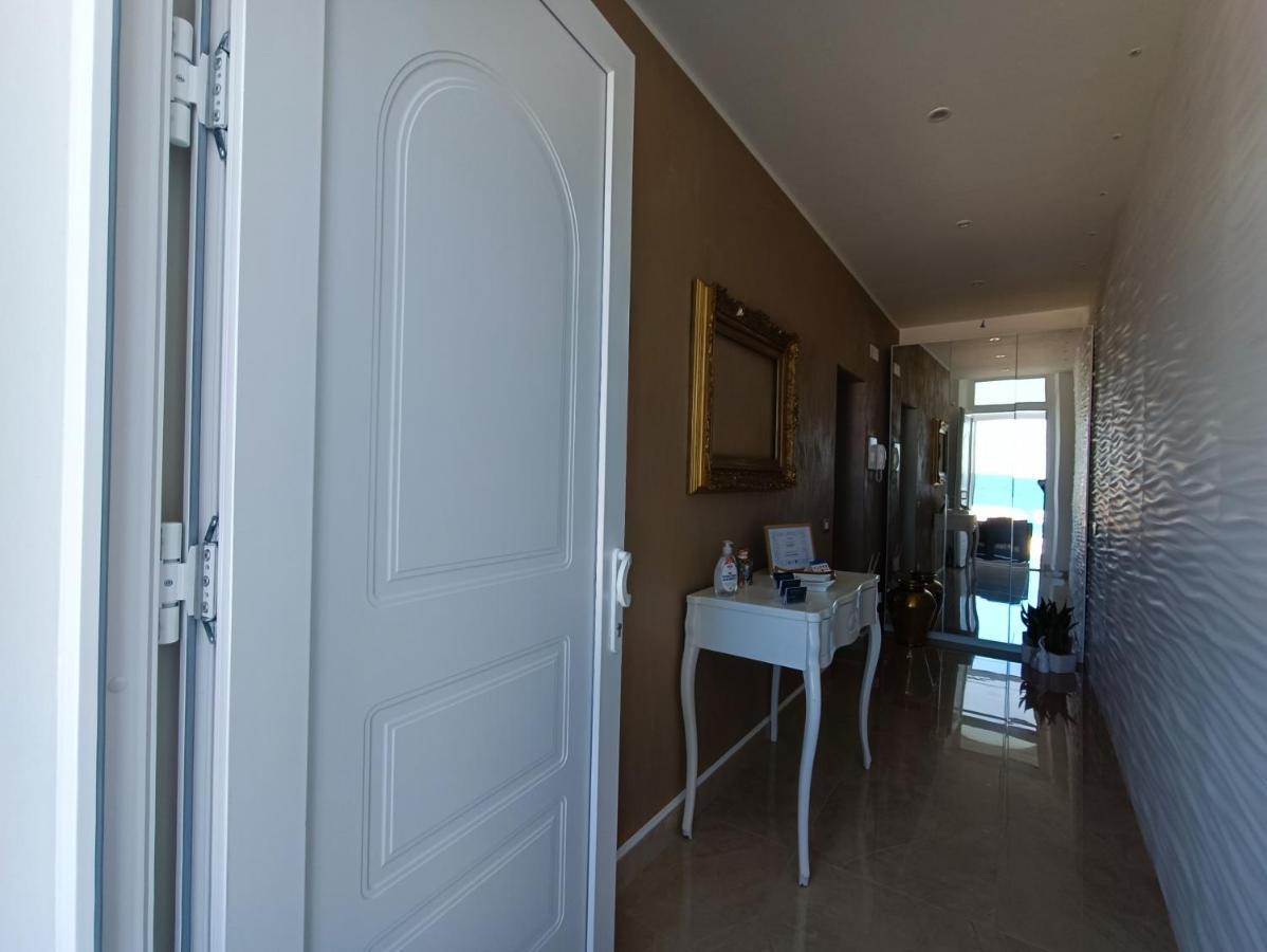 Ventidue Venti Hotel Бари Екстериор снимка