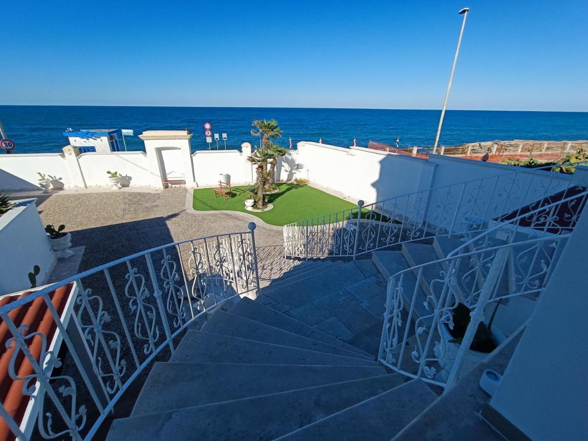 Ventidue Venti Hotel Бари Екстериор снимка