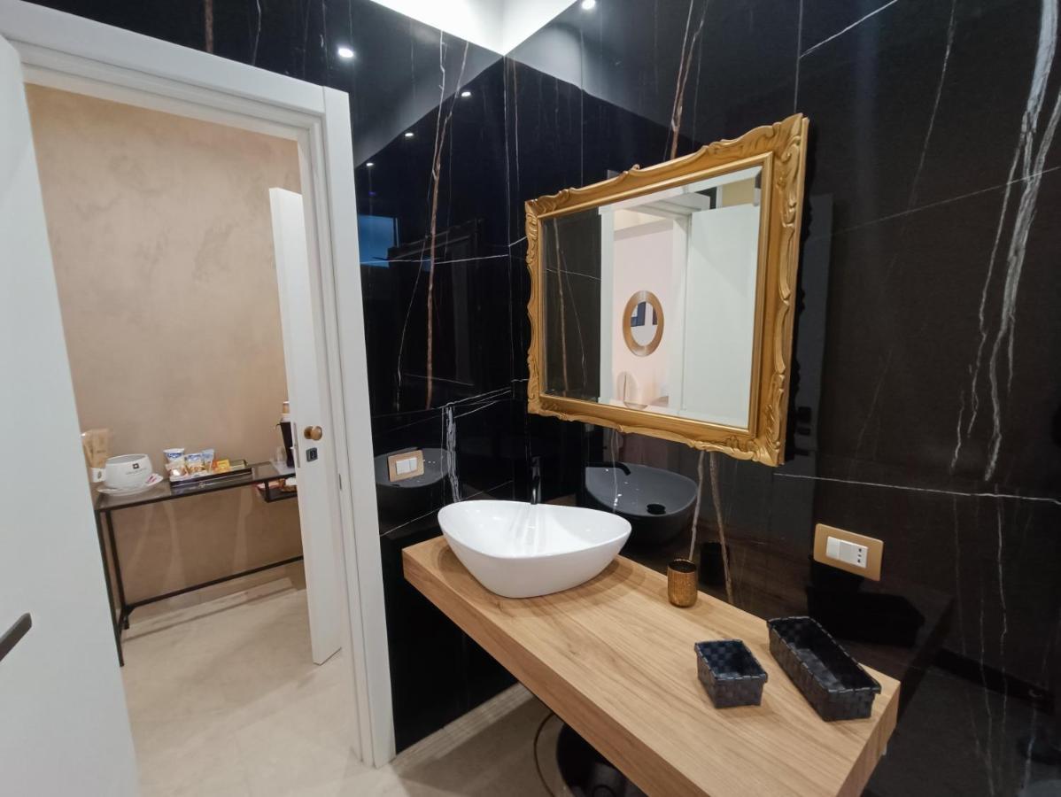 Ventidue Venti Hotel Бари Екстериор снимка