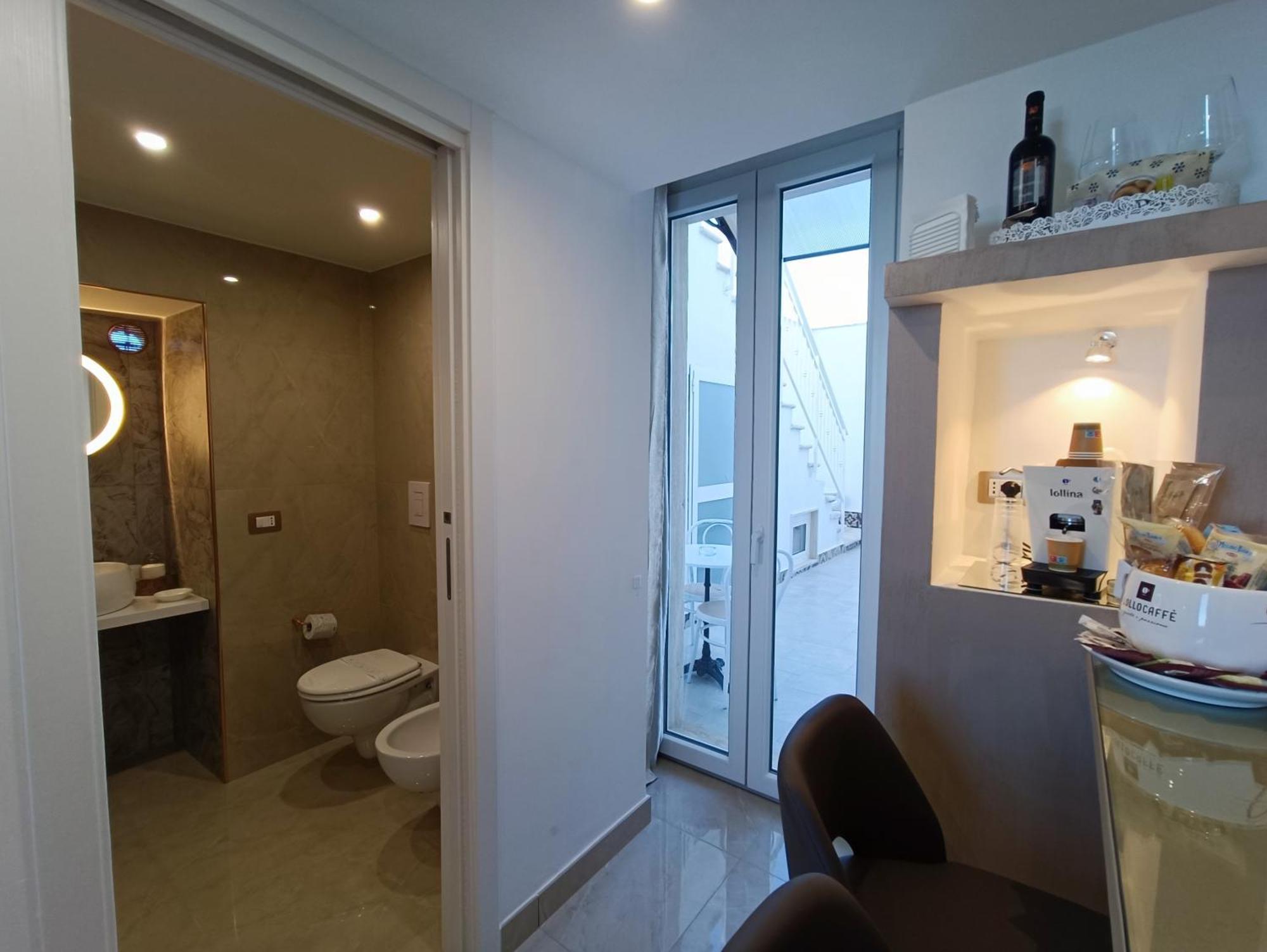 Ventidue Venti Hotel Бари Екстериор снимка